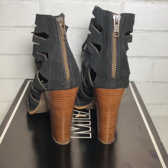 Mia Ira Black Suede Lace-Up Gladiator Sandals - Picture 10 of 16